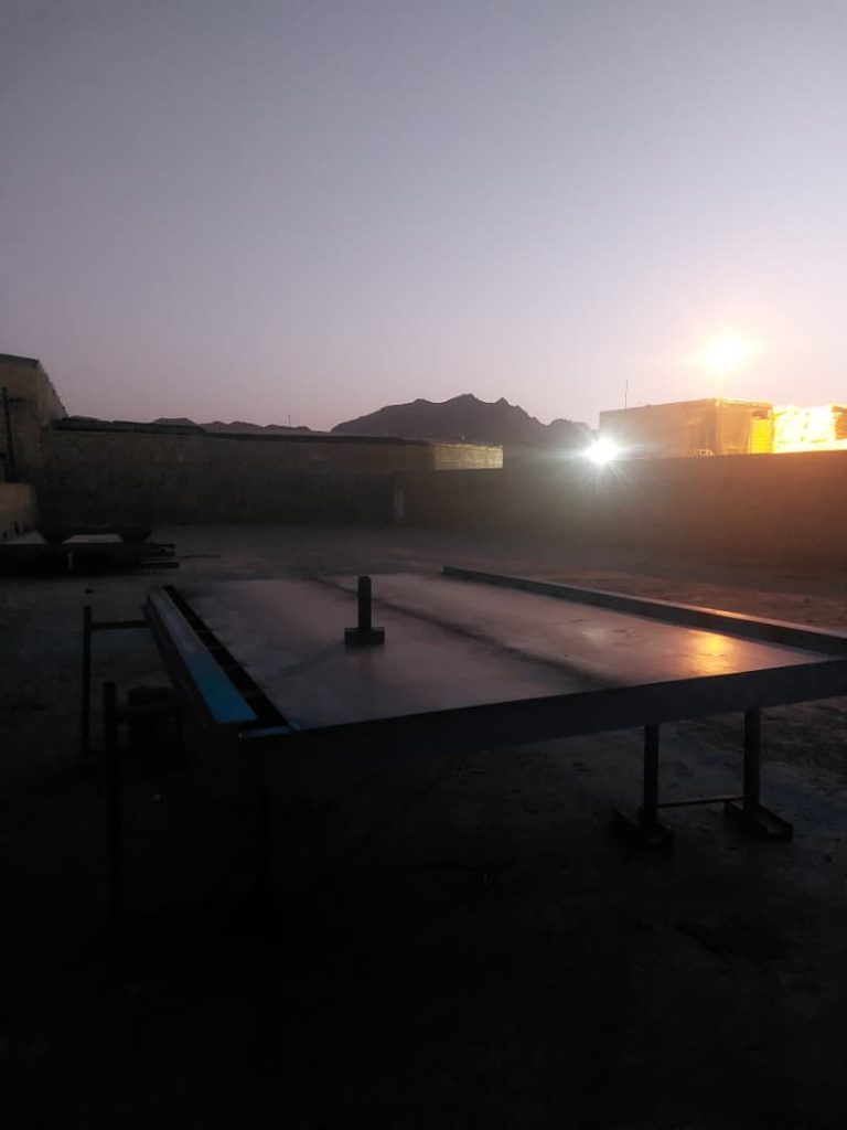 غروب دل انگیز یک روز کاری در باسکول سازی توزین تک